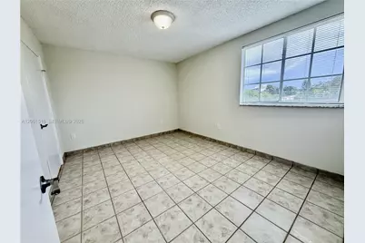 601 SW 37th Ave #303, Miami, FL 33135 - Photo 11