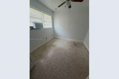 11530 SW 136th St, Miami, FL 33176 - Photo 7