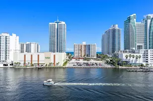 600 Parkview Dr, Hallandale Beach, FL 33009 - Photo 37