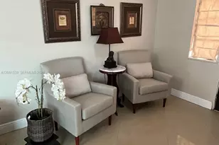 1029 SW 10th Ave, Miami, FL 33130 - Photo 3