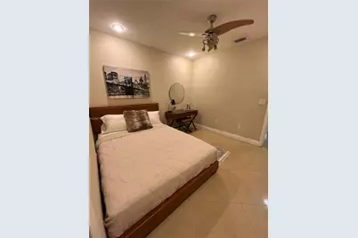 1029 SW 10th Ave, Miami, FL 33130 - Photo 17