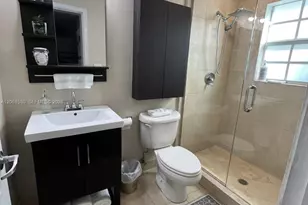 1029 SW 10th Ave, Miami, FL 33130 - Photo 21