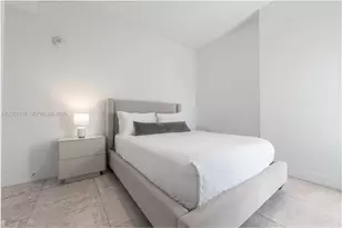 239 SW 9th St, Miami, FL 33130 - Photo 21