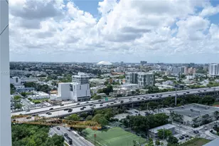 239 SW 9th St, Miami, FL 33130 - Photo 29