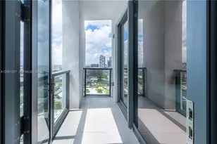 239 SW 9th St, Miami, FL 33130 - Photo 27