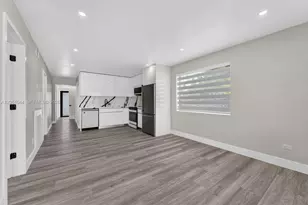 858 E 21st St, Hialeah, FL 33013 - Photo 25