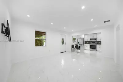 524 NW 10th St #0, Hallandale Beach, FL 33009 - Photo 5