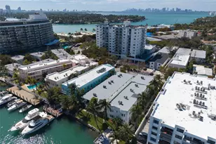 6905 Bay Dr, Miami Beach, FL 33141 - Photo 41