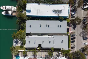 6905 Bay Dr, Miami Beach, FL 33141 - Photo 7