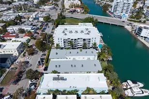 6905 Bay Dr, Miami Beach, FL 33141 - Photo 45