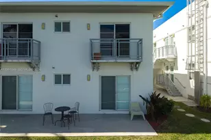 6905 Bay Dr, Miami Beach, FL 33141 - Photo 35