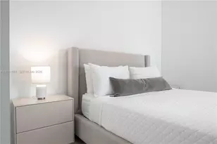 239 SW 9th St, Miami, FL 33130 - Photo 13