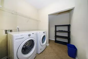2010 Cooper Creek Dr, Other City - In The State Of Florida, FL 32003 - Photo 21
