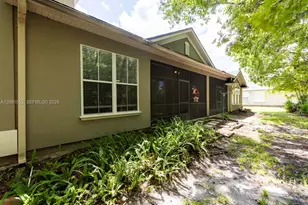 2010 Cooper Creek Dr, Other City - In The State Of Florida, FL 32003 - Photo 9