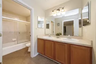2010 Cooper Creek Dr, Other City - In The State Of Florida, FL 32003 - Photo 19