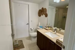 5252 NW 85th Ave, Doral, FL 33166 - Photo 15