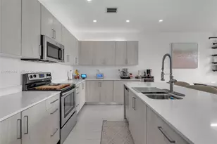 12933 SW 227th St, Miami, FL 33170 - Photo 9