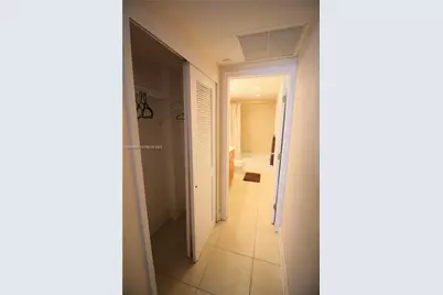 401 69th St #1502, Miami Beach, FL 33141 - Photo 5