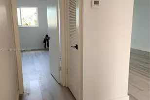 2931 E Sunrise Lakes Dr, Sunrise, FL 33322 - Photo 11