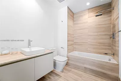 [Address not provided], Miami Beach, FL 33140 - Photo 21