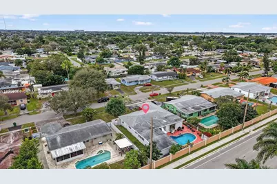 6861 SW 1st Ct, Pembroke Pines, FL 33023 - Photo 31