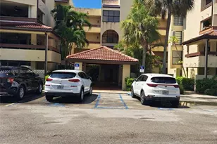 8860 SW 123rd Ct, Miami, FL 33186 - Photo 3