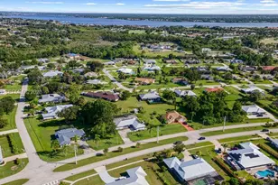 1786 SE Westmoreland Blvd, Port Saint Lucie, FL 34952 - Photo 3