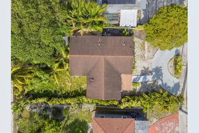1320 NE 135th St, North Miami, FL 33161 - Photo 27