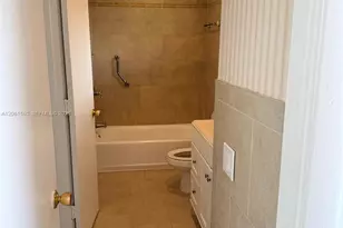 2200 Park Ln, Hollywood, FL 33021 - Photo 9