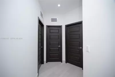 8995 NW 161st Ter, Miami Lakes, FL 33018 - Photo 33