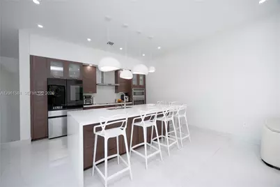 8995 NW 161st Ter, Miami Lakes, FL 33018 - Photo 13