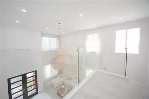 8995 NW 161st Terrace, Miami Lakes, FL 33018 - Photo 5