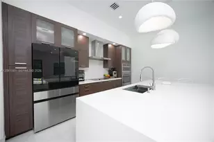 8995 NW 161st Terrace, Miami Lakes, FL 33018 - Photo 11