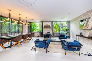 121 NE 34th St, Miami, FL 33137 - Photo 11