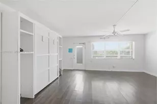 309 Southampton A, West Palm Beach, FL 33417 - Photo 5