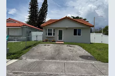 11686 NW 91st Pl, Hialeah Gardens, FL 33018 - Photo 3