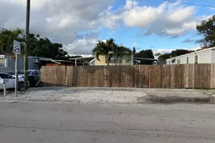 13331 SW 8th St, Davie, FL 33325 - Photo 1