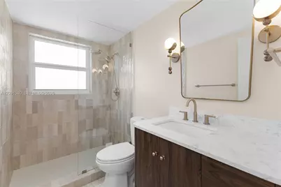 4747 Collins Ave #709, Miami Beach, FL 33140 - Photo 9