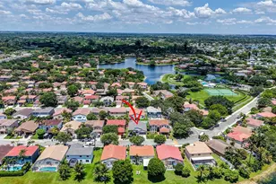 1603 E Harmony Lake Cir, Davie, FL 33324 - Photo 59