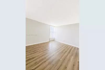 2020 NE 135th St #710, North Miami, FL 33181 - Photo 9