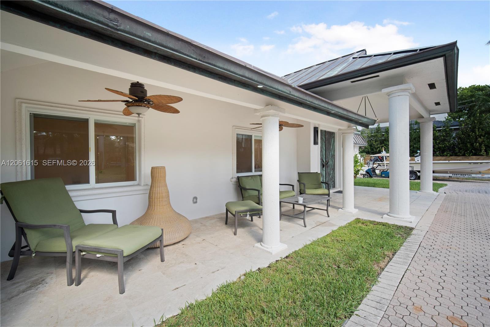 324 Caribbean Rd - 324 Caribbean Rd, Key Biscayne, FL 33149 Luxury Property | Jose Angel Pina