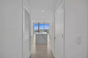 2411 Laguna Cir, North Miami, FL 33181 - Photo 3