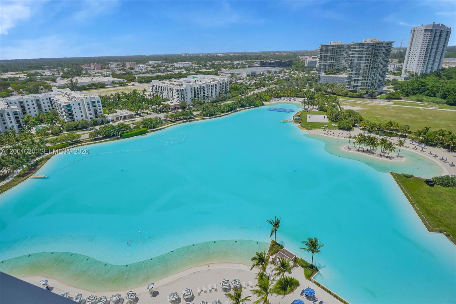 2411 Laguna Cir #1807 - 2411 Laguna Cir #1807, North Miami, FL 33181 Luxury Property | Jose Angel Pina