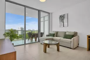 2411 Laguna Cir, North Miami, FL 33181 - Photo 3