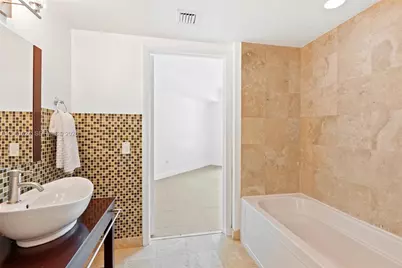 350 S Miami Ave #1805, Miami, FL 33130 - Photo 21