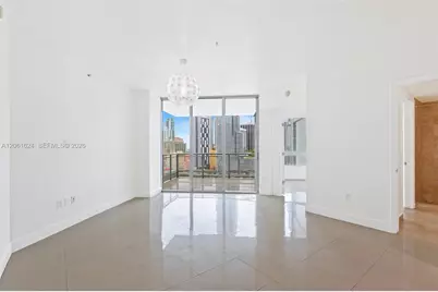 350 S Miami Ave #1805, Miami, FL 33130 - Photo 11