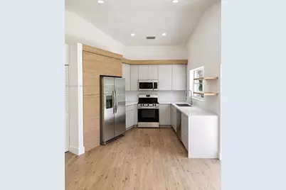 19179 NW 22nd St, Pembroke Pines, FL 33029 - Photo 13