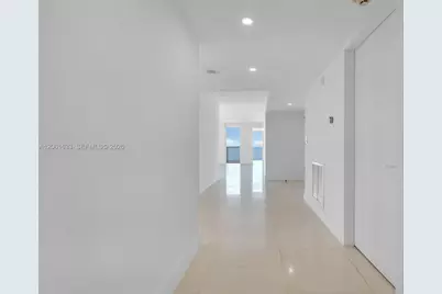 881 Ocean Dr #7H, Key Biscayne, FL 33149 - Photo 27