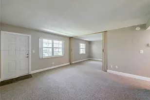 6211 SW 37th St, Davie, FL 33314 - Photo 11