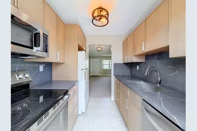 6211 SW 37th St #108, Davie, FL 33314 - Photo 9
